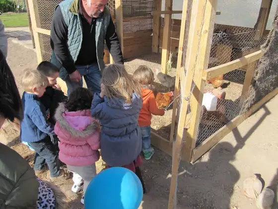 Antiguo gallinero de la alquería convertido en sala de herramientas